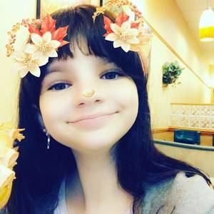 Meet your Posher, Madeline